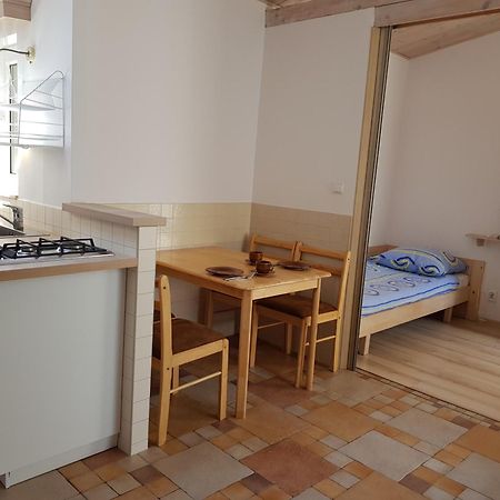 Pokoje I Apartamenty Przy Sosnowej Poddąbie Exterior photo