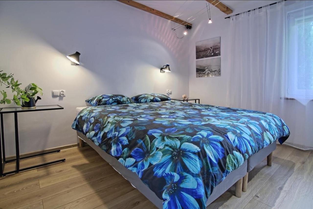 Pokoje I Apartamenty Przy Sosnowej Poddąbie Exterior photo