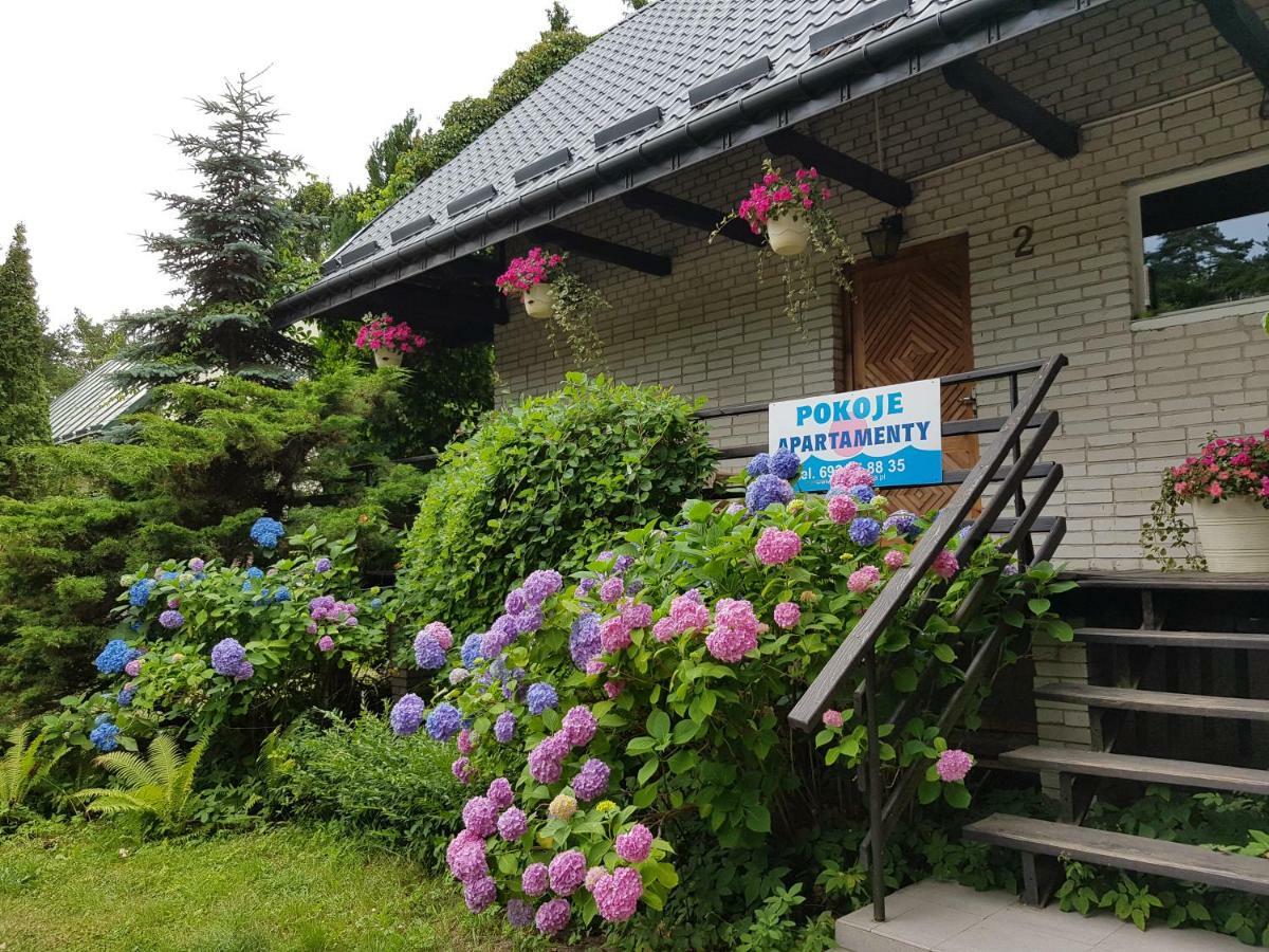 Pokoje I Apartamenty Przy Sosnowej Poddąbie Exterior photo